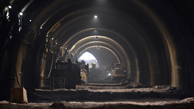 Modernizácia trate Poprad–Vydrník napreduje: tunel Španí Háj (711 m) prerazili koncom februára