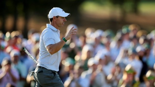 Na Masters v Auguste vedú po 1. kole Rory McIlroy a Sam Burns