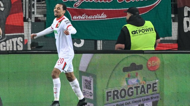 Augsburg v 29. kole Bundesligy remizoval s Hoffenheimom 2:2, hoci po góloch Claude-Mauricea (11.) a Gregoritscha (14.) viedol už 2:0.